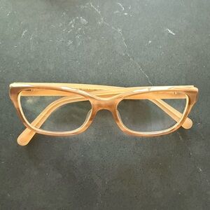 Stylish Ferragamo Frame Glasses